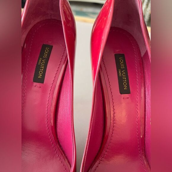 Louis Vuitton Red Patent Leather Peep-Toe Heels - Size 37 - Stunning & Rare - Picture 10 of 11